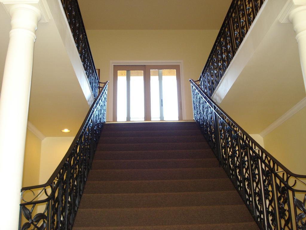 Hanover Grey Rose Suites מראה חיצוני תמונה