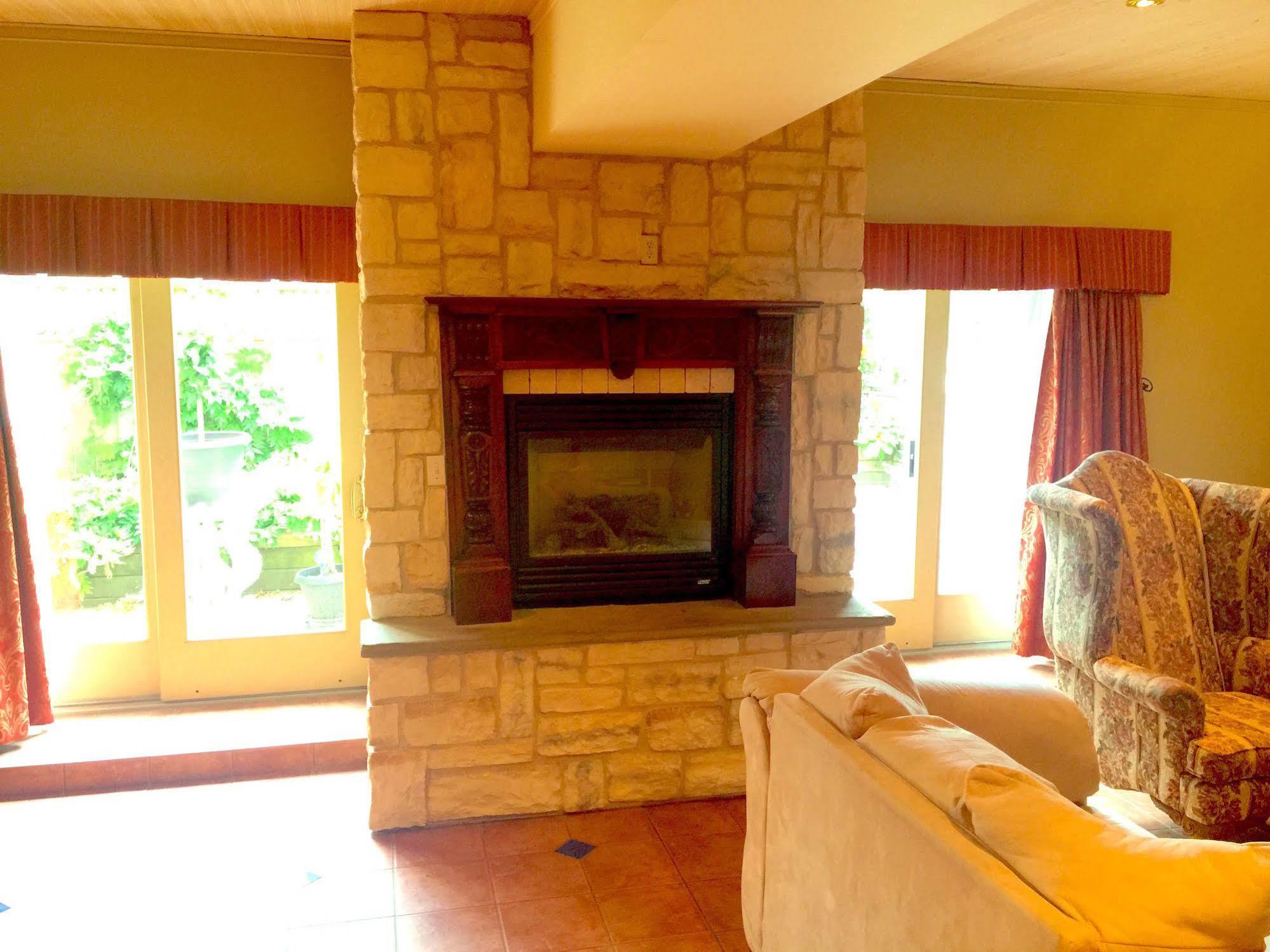 Hanover Grey Rose Suites מראה חיצוני תמונה